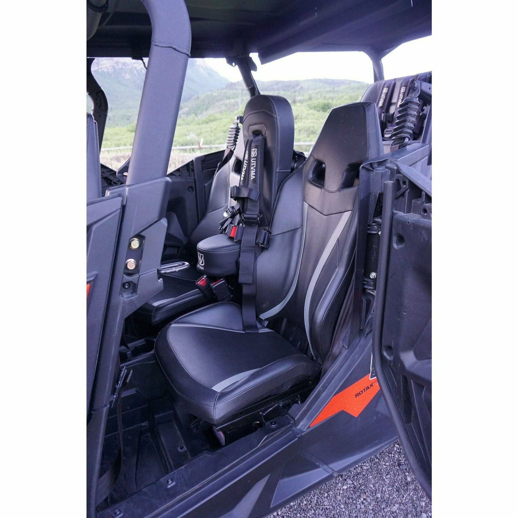 UTV Mountain Accessories Can Am Maverick Sport MAX Bump Seat with Harness