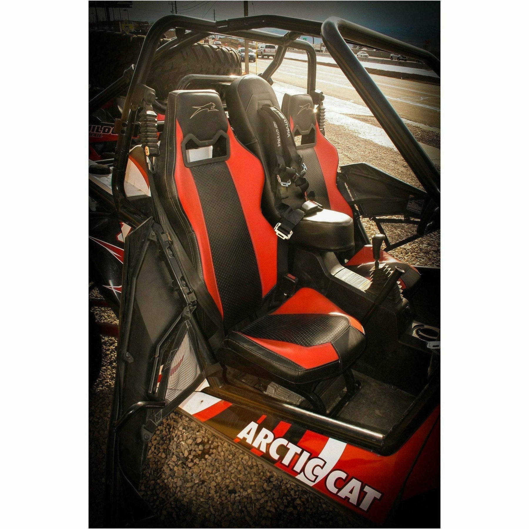 UTV Mountain Accessories Arctic Cat Wildcat 1000 Bump Seat with Harness